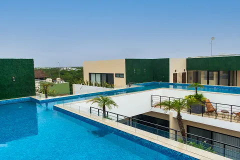 309 VIVA RESIDENCE POOL